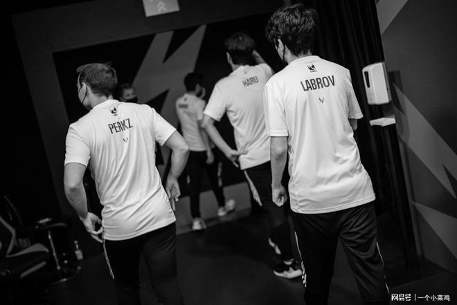 开云sport-包含BLG鏖战Excel，Perkz高光表现的词条