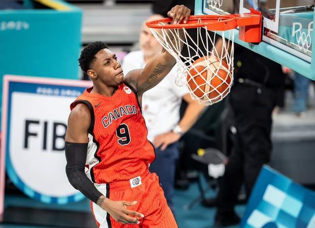 开云体育APP下载-加拿大男篮鏖战巴西男篮，特雷杨高光表现的简单介绍