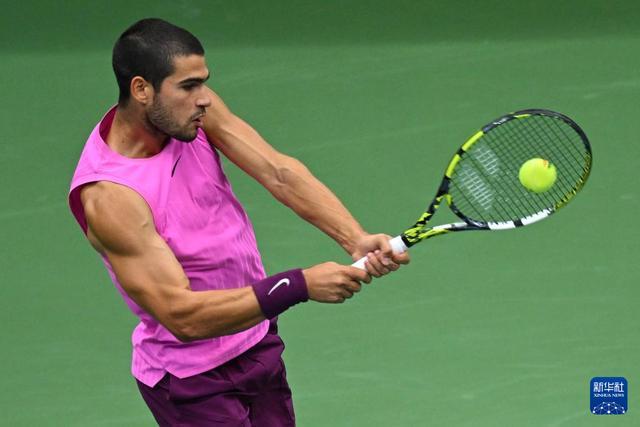 包含世界网球队绝地反击意大利网球队，阿尔卡拉斯送出助攻的词条