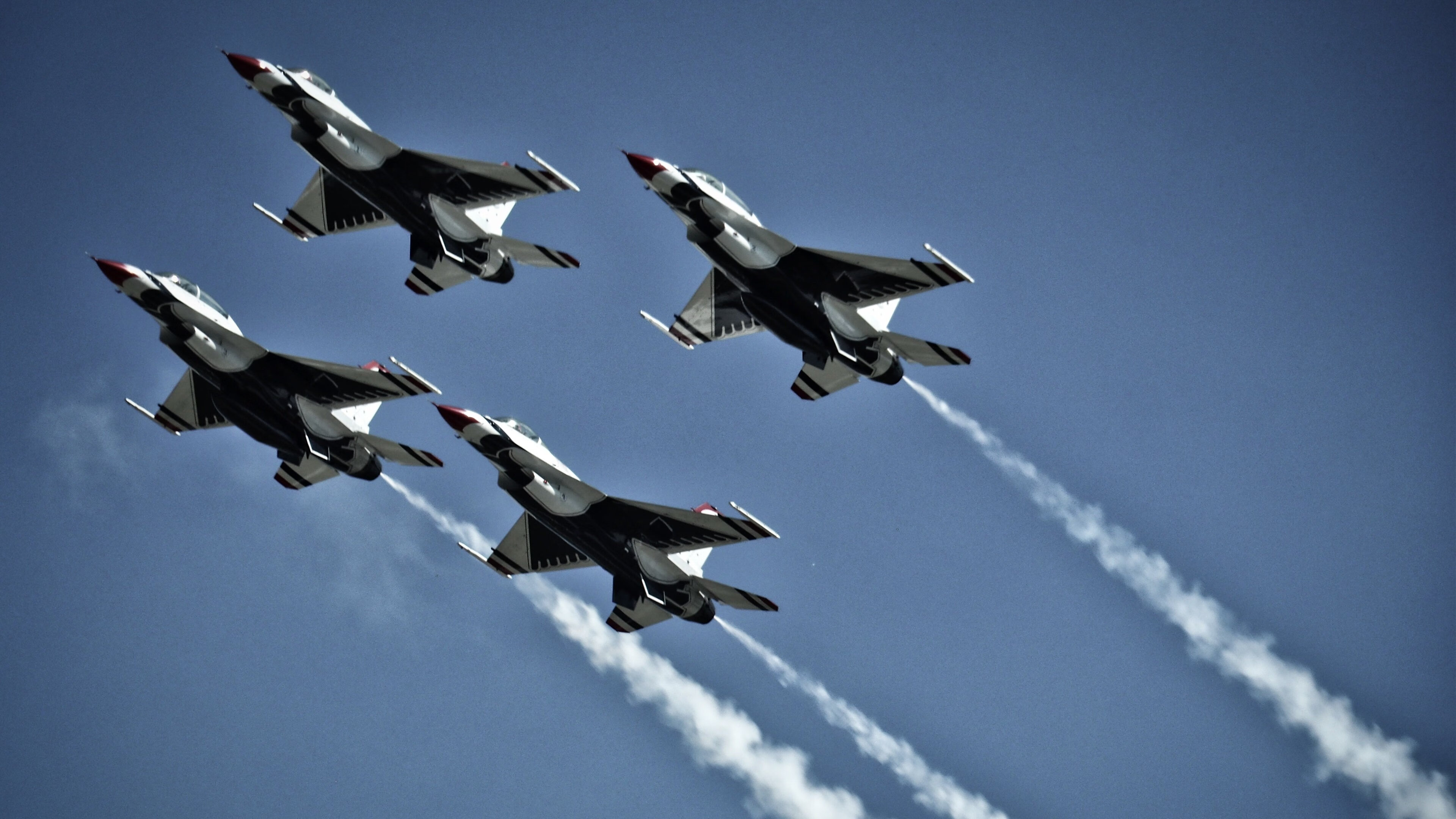 开云体育入口-西亚卡姆的F1式超车，雄鹿击败森林狼的关键时刻