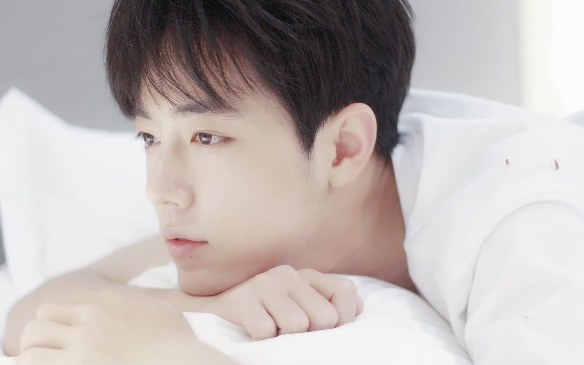 开云体育官网-红龙咆哮北欧，卢卡库制胜魔法助威尔士攻克维京堡垒