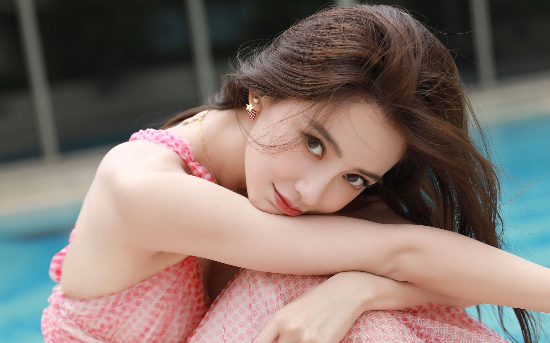 开云体育登录-当红色成为绝对主角，从太阳翻盘到米切尔接管，定义接管比赛的艺术