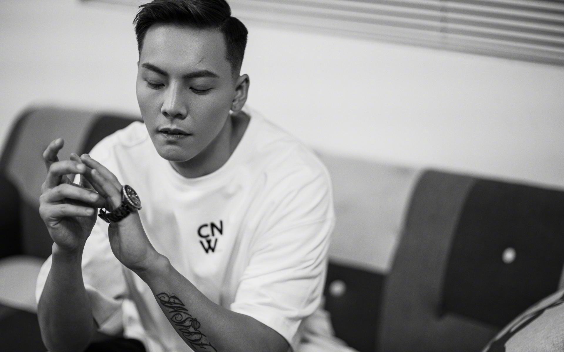 勇士强压京都，塔图姆在伯纳乌接管比赛